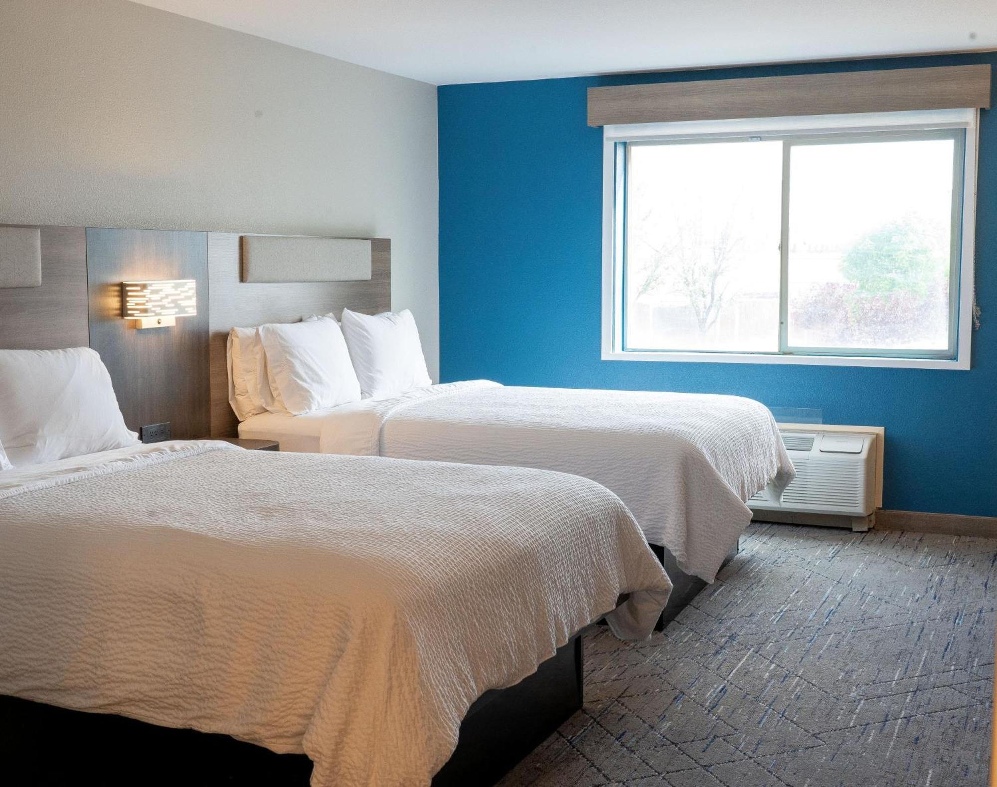 Holiday Inn Express Fallon By Ihg מראה חיצוני תמונה