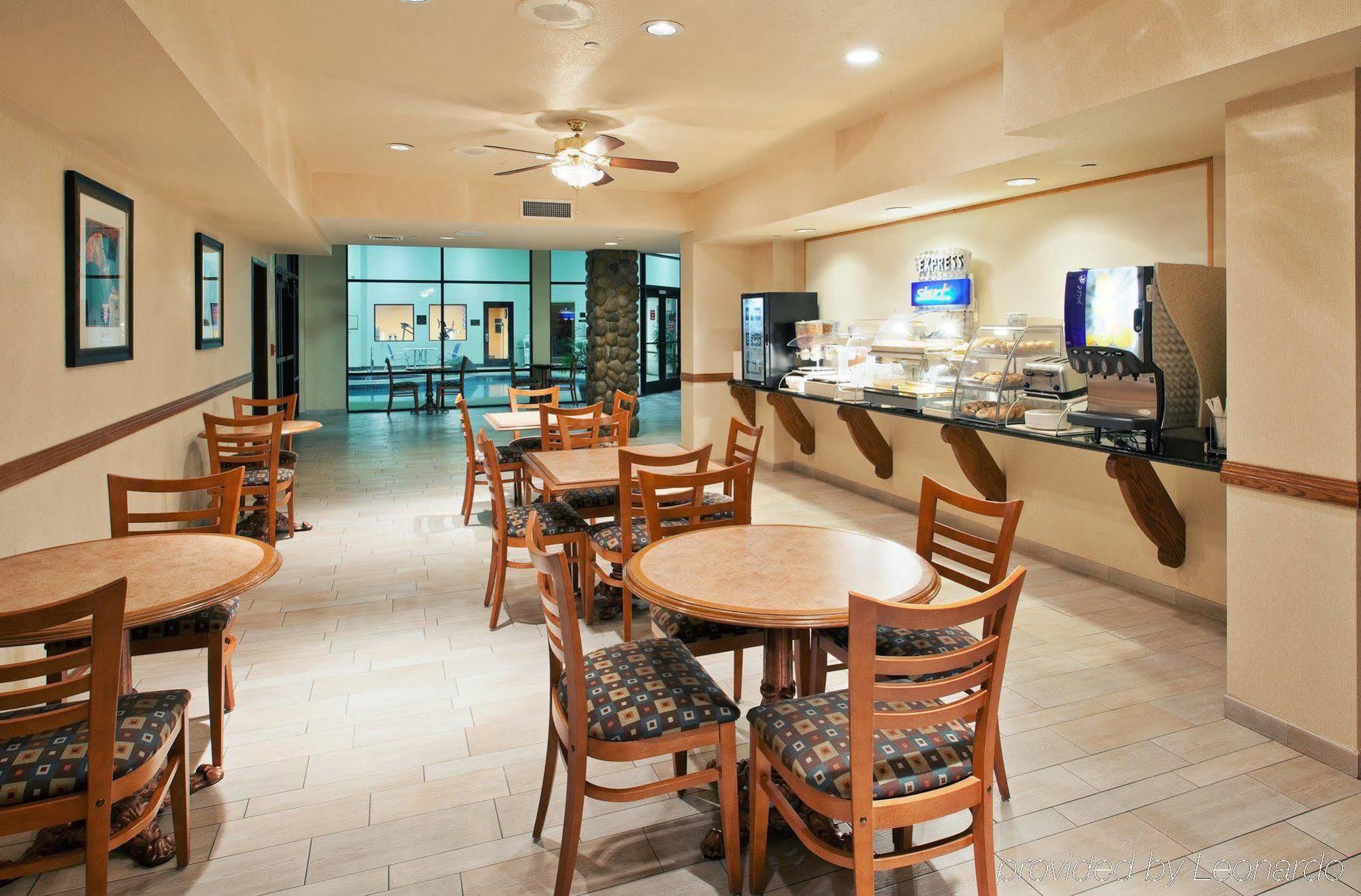 Holiday Inn Express Fallon By Ihg מסעדה תמונה