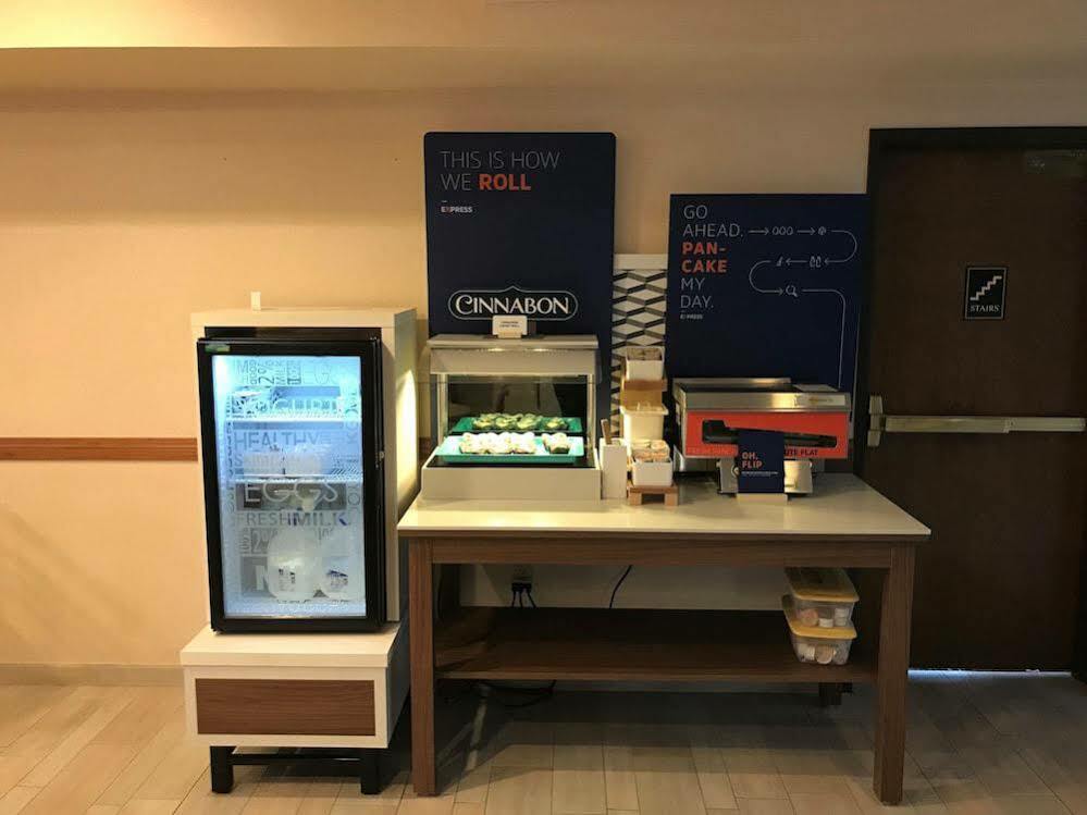 Holiday Inn Express Fallon By Ihg מראה חיצוני תמונה