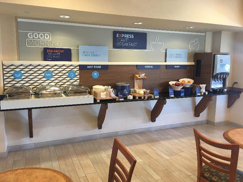 Holiday Inn Express Fallon By Ihg מראה חיצוני תמונה