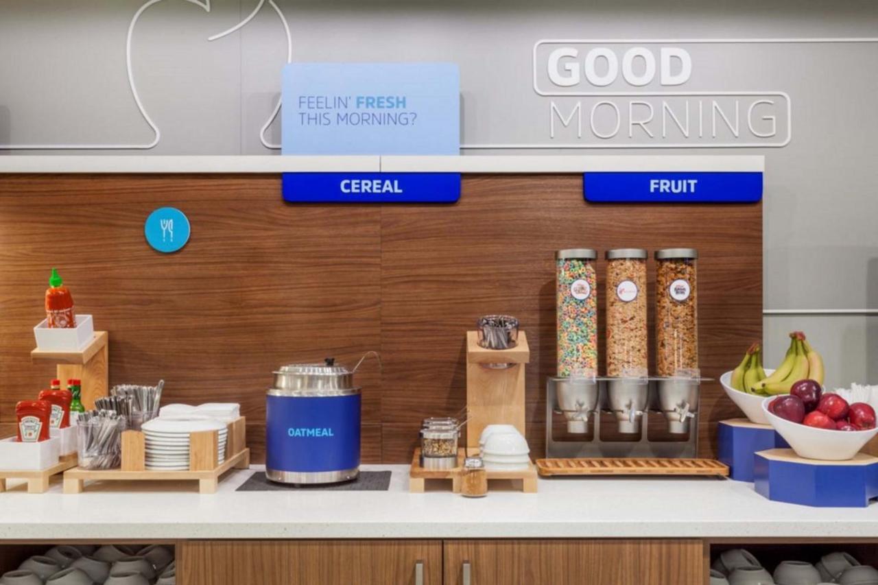 Holiday Inn Express Fallon By Ihg מראה חיצוני תמונה
